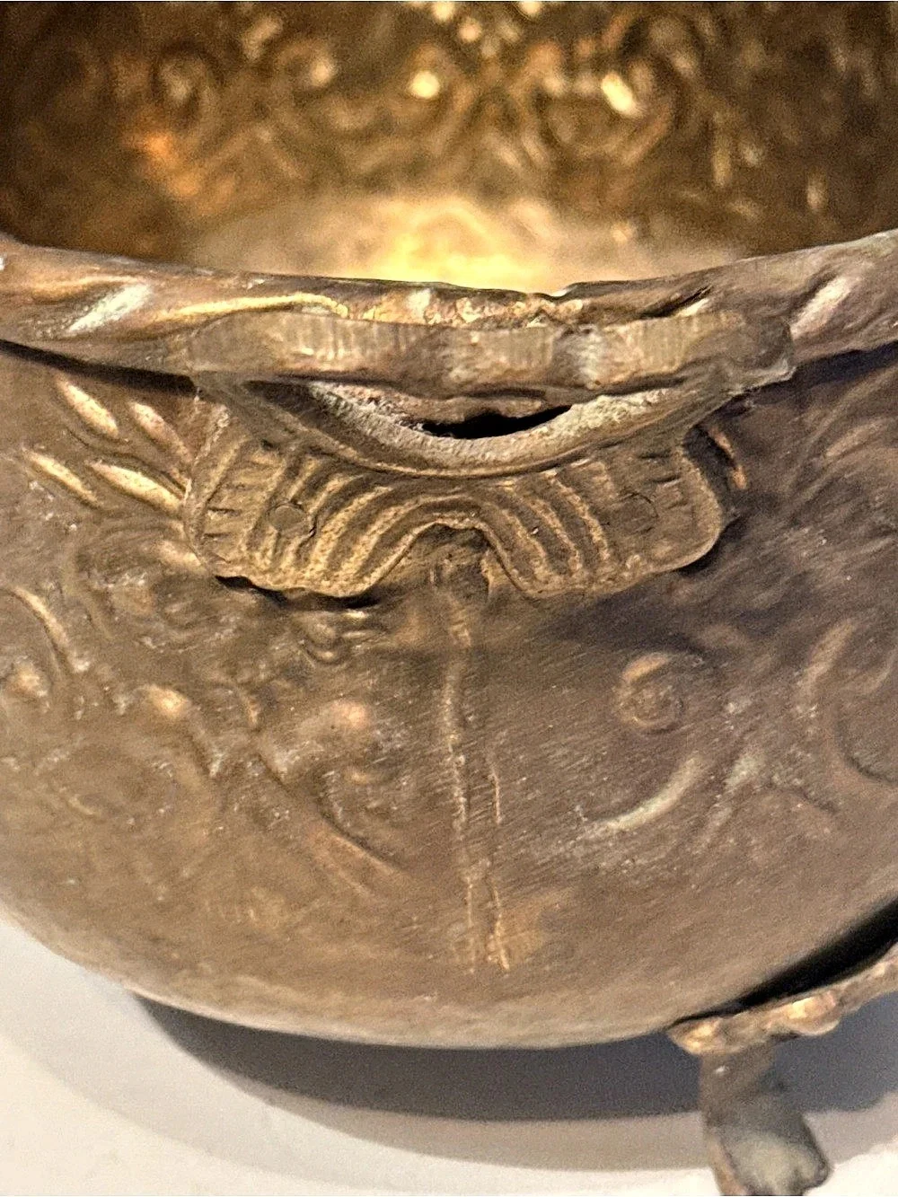 Ornate Floral Brass/Bronze -Tone Planter towel holder tissue or trinket box pati